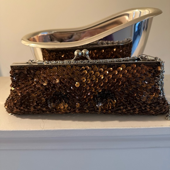 Meet your Posher, Renee - Picture 6 of 6